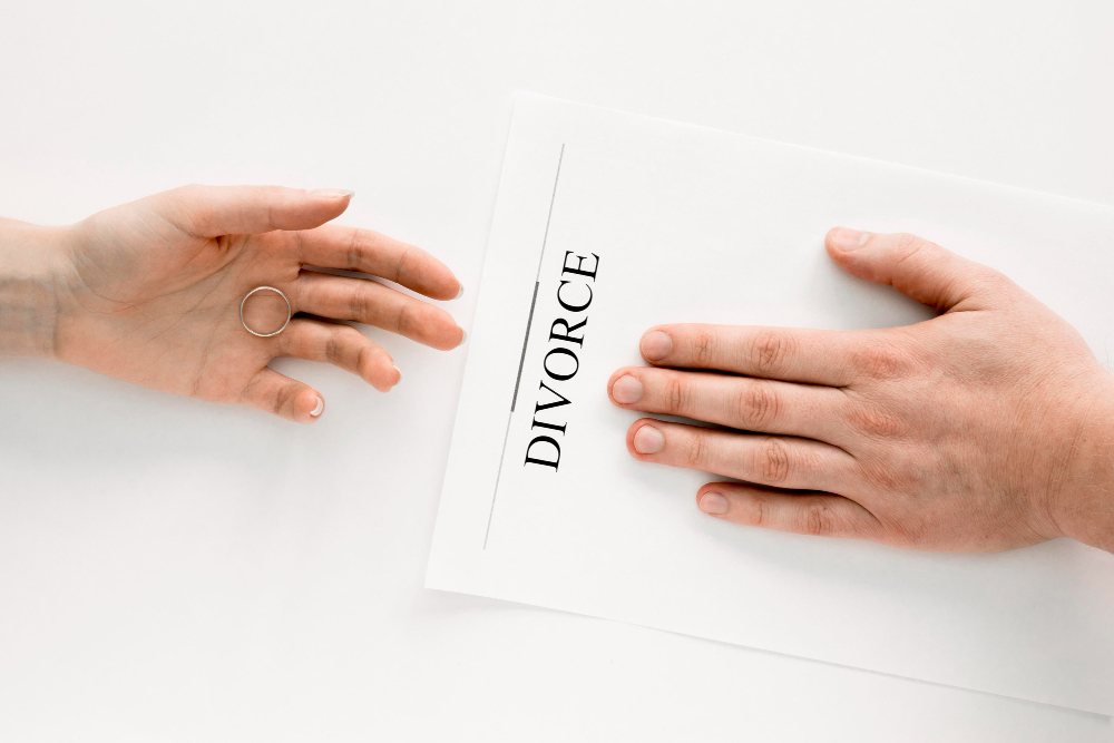 Divorce Myths Debunked: Separating Fact from Fiction