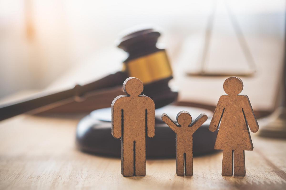 Why You Should Consider Hiring a Family Lawyer